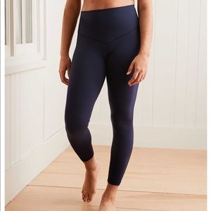 Arie Navy 7/8 legging
